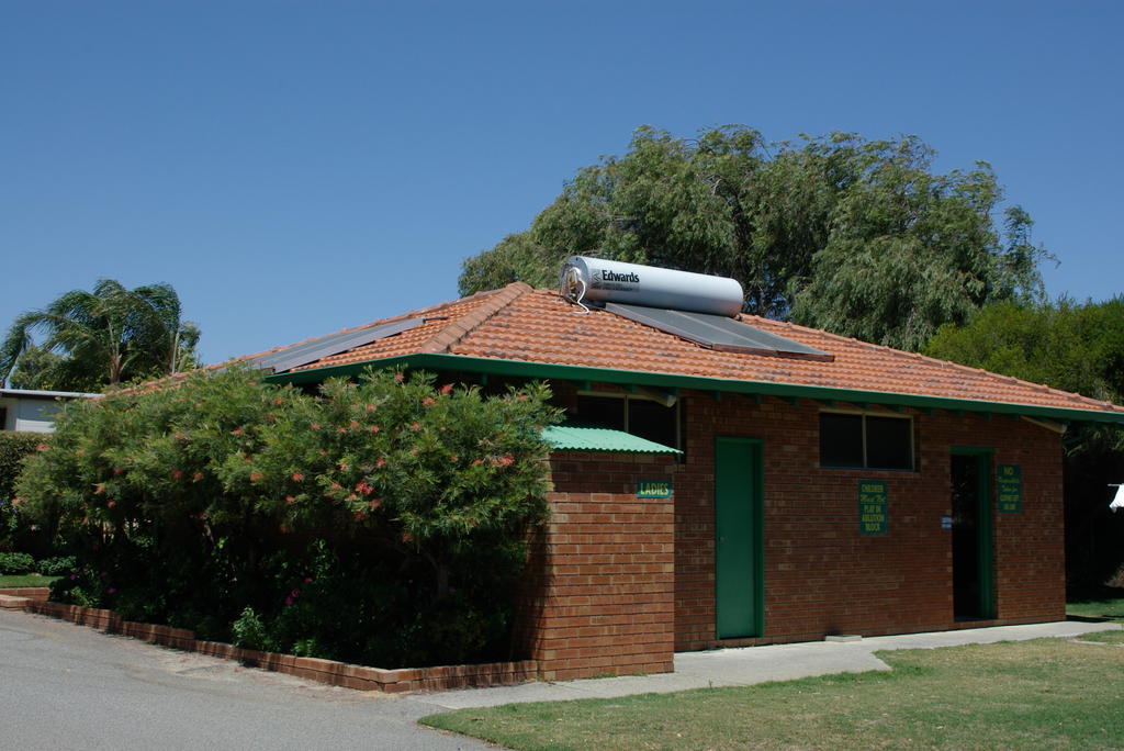 Acclaim Kingsway Tourist Park Madeley Exterior foto