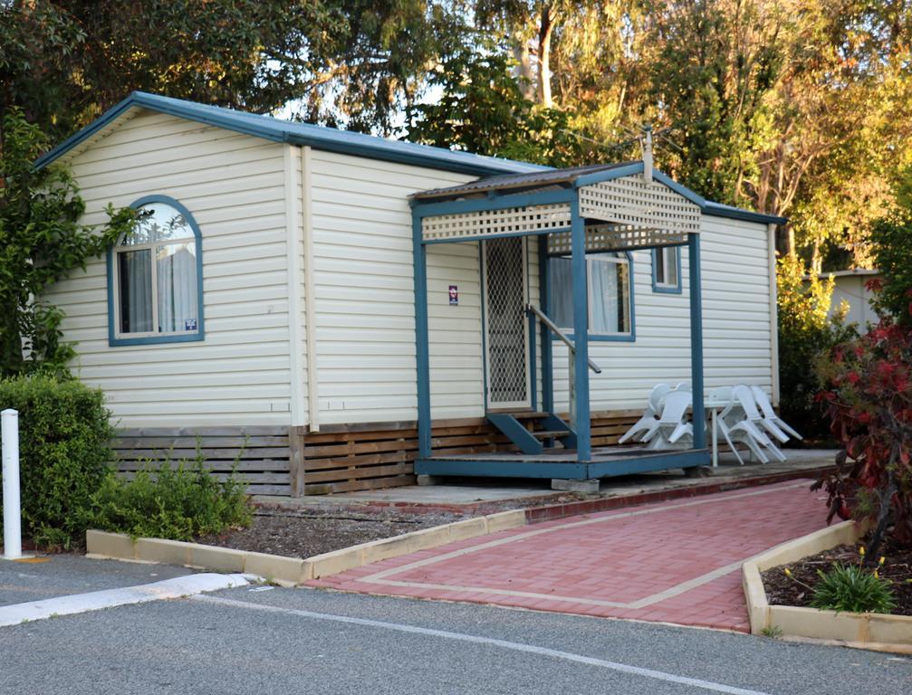 Acclaim Kingsway Tourist Park Madeley Exterior foto